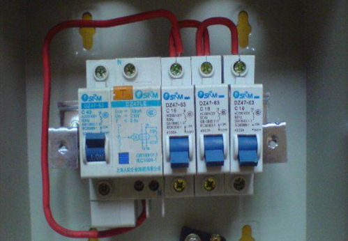 家用配电箱空开频繁跳闸与工业插头使用探析